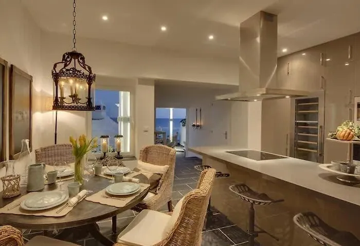 Casa Chanel - Ocean Front With Rooftop Jacuzzi Feriehus