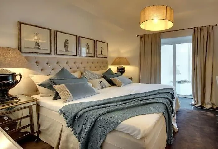 Casa Chanel - Ocean Front With Rooftop Jacuzzi Albufeira