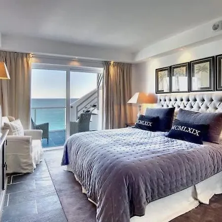 Casa Chanel - Ocean Front With Rooftop Jacuzzi Ferienhaus *