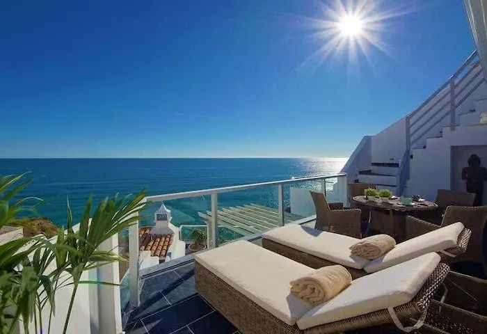 Casa Chanel - Ocean Front With Rooftop Jacuzzi Сasa de vacaciones
