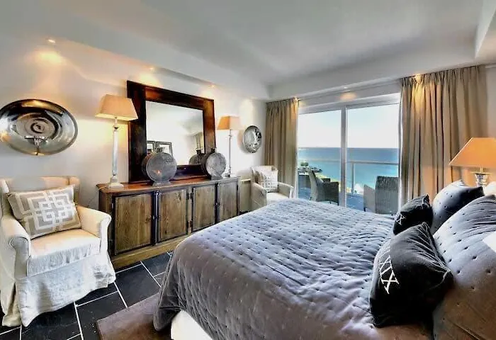 Casa Chanel - Ocean Front With Rooftop Jacuzzi * Albufeira